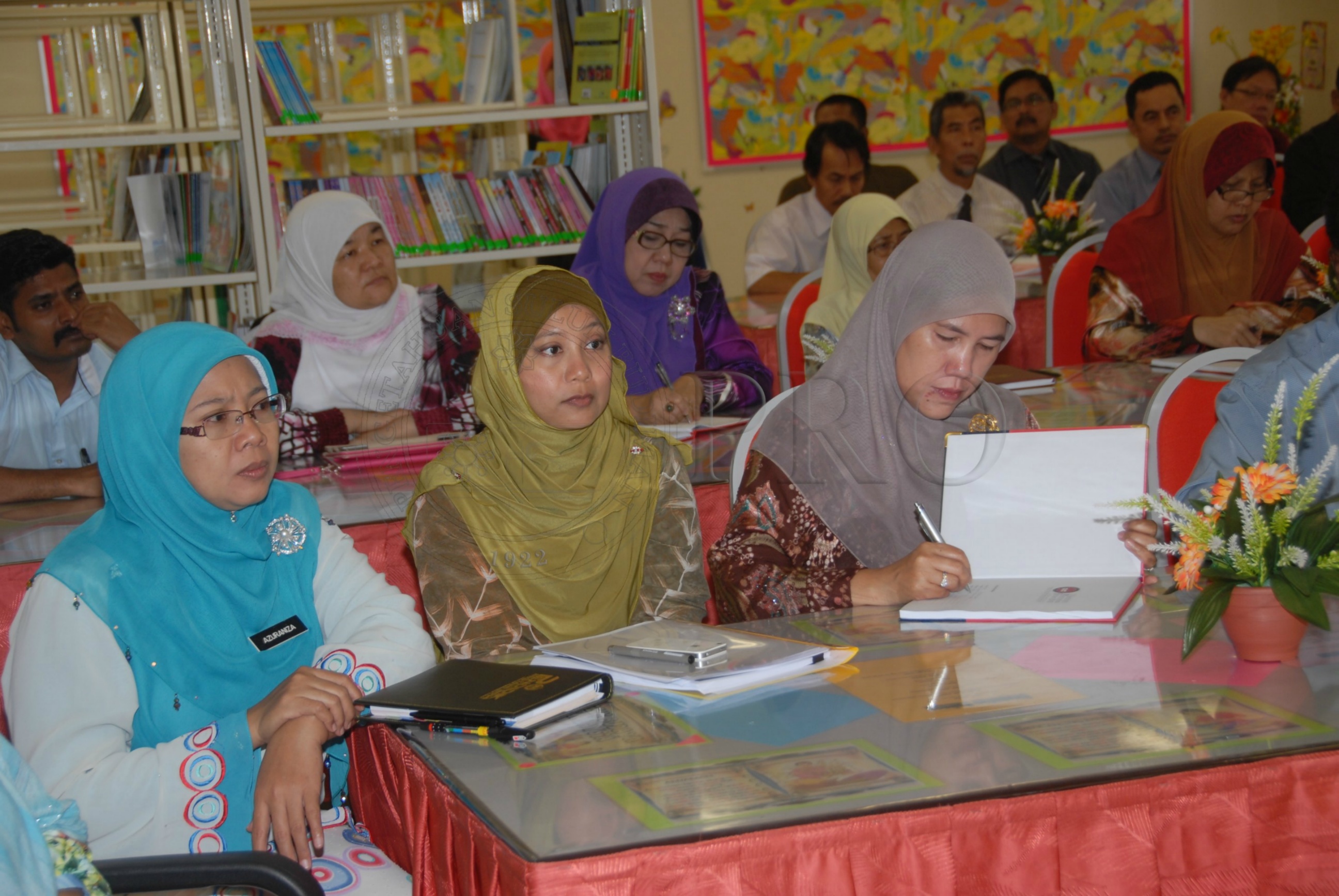 PRO 14 01 SEKOLAH FBA 8037